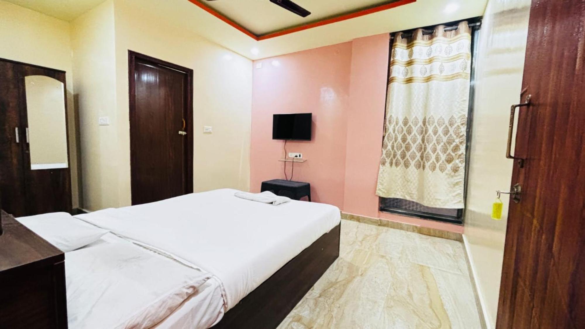 Hotel New Royal Ruby - Electronic City Phase 1 Kammasandra Exterior photo